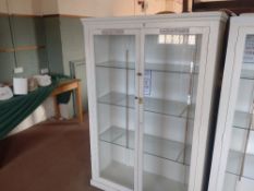 Pine display cabinet, 3 glass shelves 46