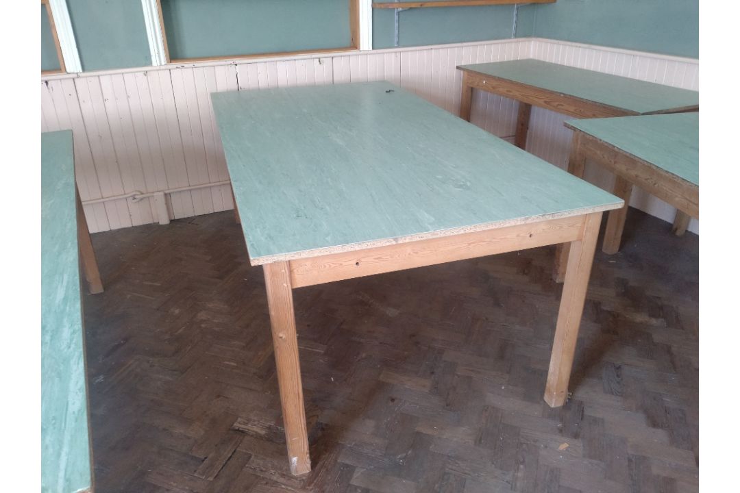 4 x Tables 4' x 8'