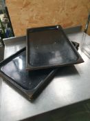 * 4 x baking trays