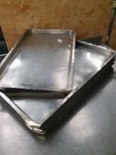 * 6 x baking trays
