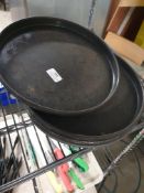 * 4 x Merychef pans