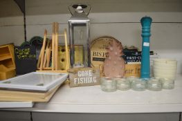 Quantity of Decorative Tableware: Signs, Pepper Mi