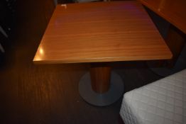*Square Pedestal Table 70x70cm