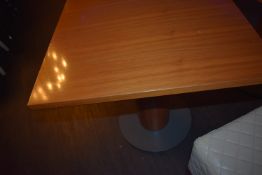 *Square Pedestal Table 70x70cm