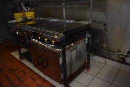 *Stainless Steel Griddle with Oven Under and Shelves on Wheels 155x90cm x 150cm high