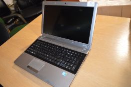 *Samsung RV511 Laptop (unable to charge or test)