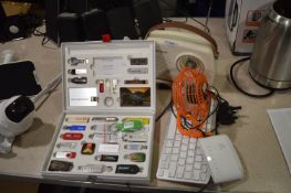 *Retro Style Radio, Keyboard, Flash Bay Display US