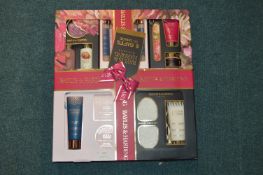 *Baylis & Harding Toiletry Gift Set