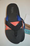 *Flojos Men's Black Flip-Flops Size: 11