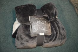 *Life Comfort Ultimate Faux Fur & Plush Throw 60