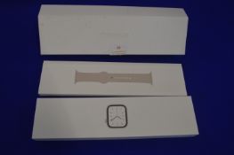 *Apple Watch Series 7 Starlight Aluminium Case and