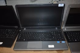 *Samsung Notebook Computer