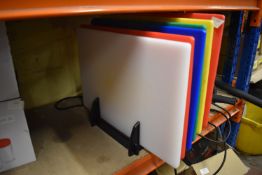 *Set of Plastic Chopping Boards with Stand