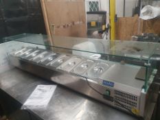 * Polar counter top prep refridgerated unit - comes with manual. Fits 9 x 1/4 gastros