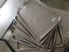 * 6 x baking trays