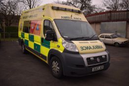*Fiat Ducato 40 Maxi XLB Diesel Ambulance Reg: DU63 JGO