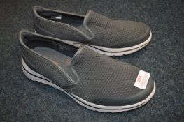 *Skechers Men's Go Walk Slip-On Trainers Size: 10