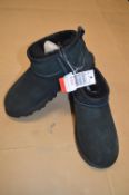 Kirkland Child's Boots Size: 1