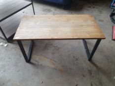 * low level table - 1000w x 500d x 500h