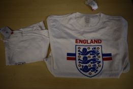 *Two England T-Shirts Size: L