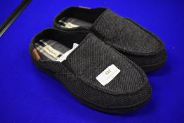 *Three Pairs of Dearfoams Slippers (all AF) Sizes: 2x M, 1x L