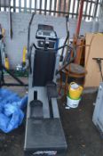 Life Fitness Cross Trainer