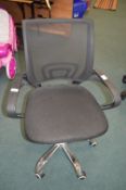 Black Mesh Office Swivel Chair