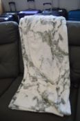 *Life Comfort Grey Pattern Throw