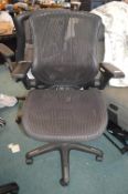 *Mesh Office Swivel Chair