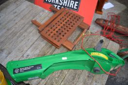 Performance Power Electric Garden Vacuum with Shre