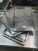 * 8 x S/S trays
