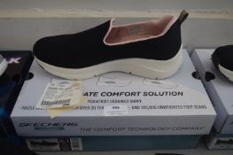 *Skechers Arch Comfort Women’s Slip-on Shoes Size: 6