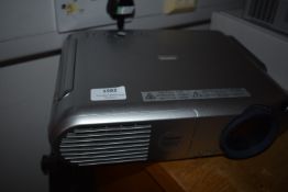 *Toshiba TLP470 Projector