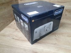 * Delonghi Brillante 4 slice toaster RRP £69