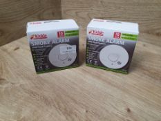 * 2 x smoke alarms