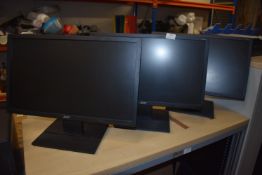*Three Acer V226 HQL Monitors