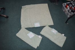 *Spa Classics Bath Towel and Two Hand Towels