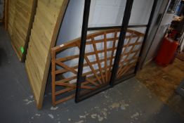 *Trellis 34”-28.5” x 6ft