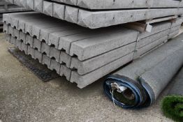 *Thirty 9ft Universal Posts