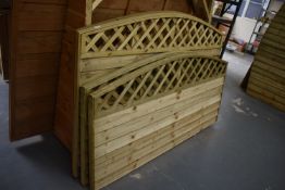 *Four Shaped Horizontal Featheredge Fence Trellis Panels 6ft wide x (two 37.5”, two 51”)