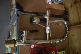 *Chrome Mixer Tap with Hose