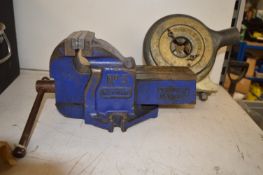 Record No.03 Vice and an Imperial Eastman Pipe Cla