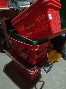 *8 x misc shopping baskets