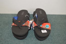 *Two Pairs of Flojos Men's Flipflops Size: 11
