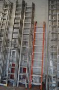 *Three Tier Extending Ladder 13 Tread - 39 Tread