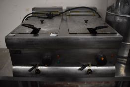 *Lincat Countertop Double Basket Deep Fat Fryer