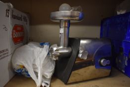 Carrington House Meat Grinder