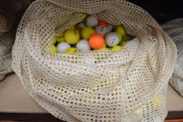 *Bag of ~200 Assorted Golf Balls