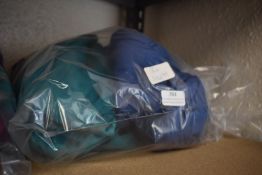 *3x Assorted Lounge Sets Size: M