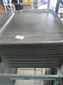 * 30 x trays